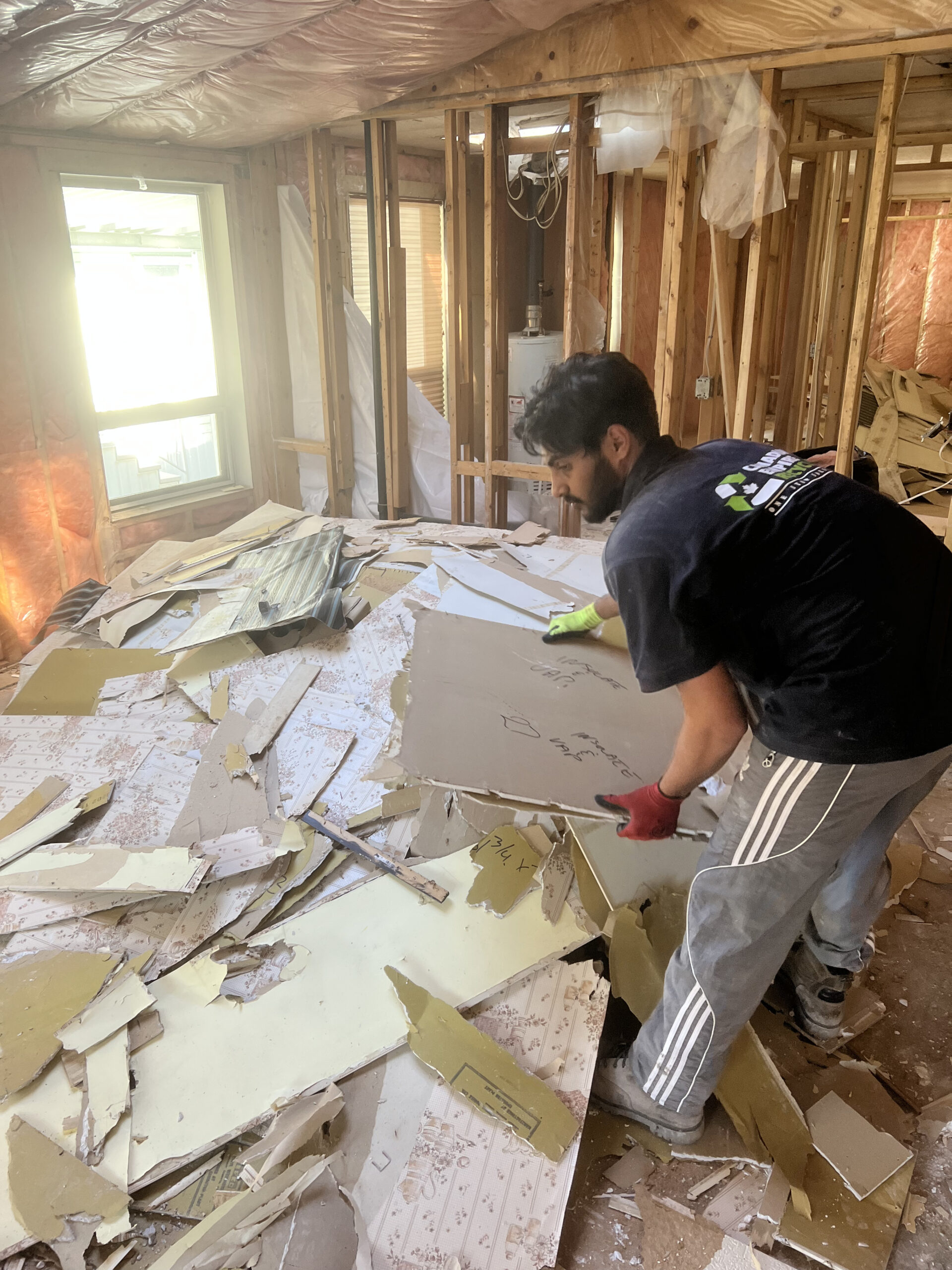 Drywall Removal Services In Surrey by Canadian Empire Recycling